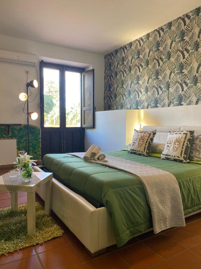Oasi Del Fiumefreddo Villa ฟิวเมเฟรดโด ดิ ชิซิเลีย ภายนอก รูปภาพ