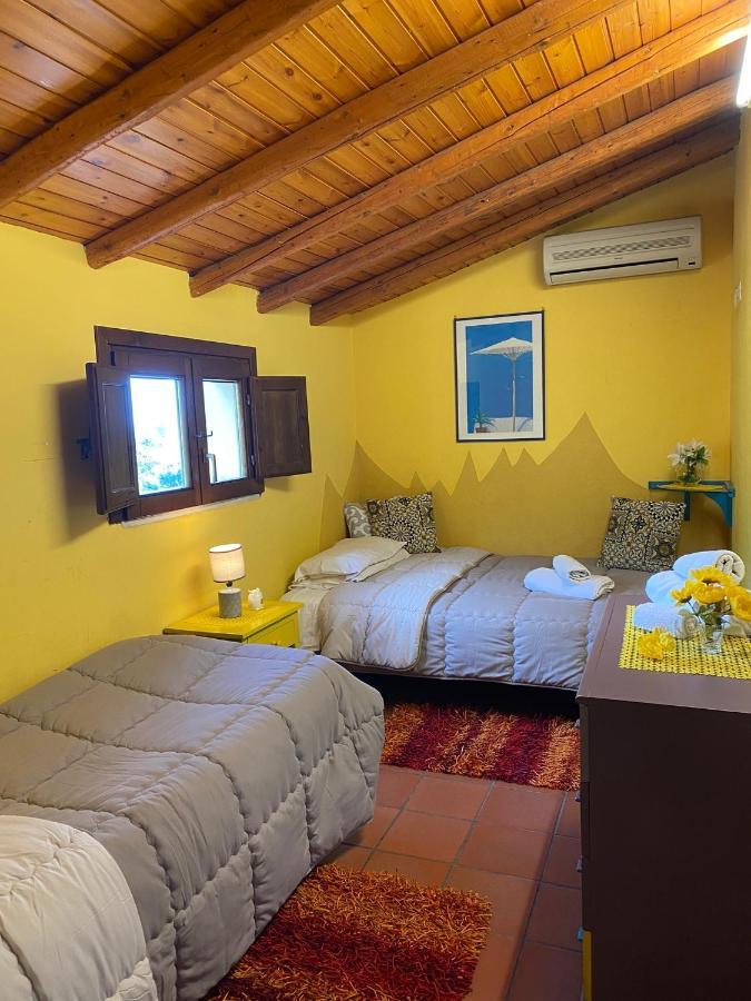 Oasi Del Fiumefreddo Villa ฟิวเมเฟรดโด ดิ ชิซิเลีย ภายนอก รูปภาพ
