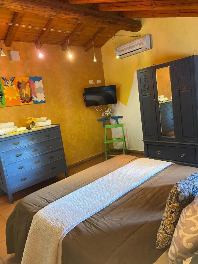 Oasi Del Fiumefreddo Villa ฟิวเมเฟรดโด ดิ ชิซิเลีย ภายนอก รูปภาพ