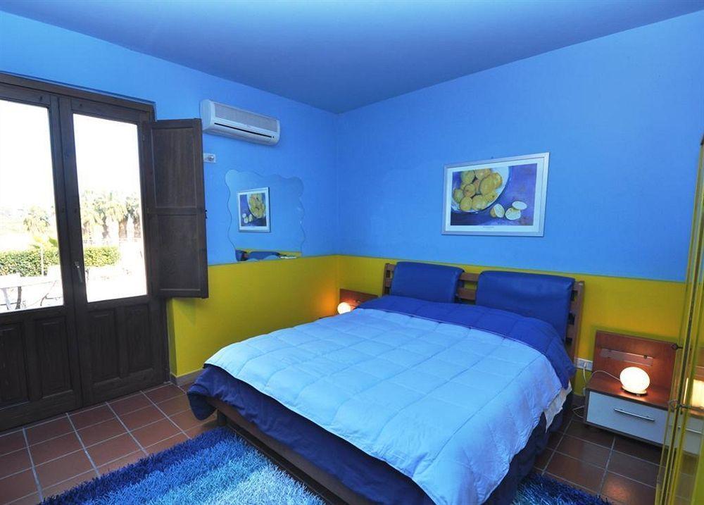 Oasi Del Fiumefreddo Villa ฟิวเมเฟรดโด ดิ ชิซิเลีย ภายนอก รูปภาพ