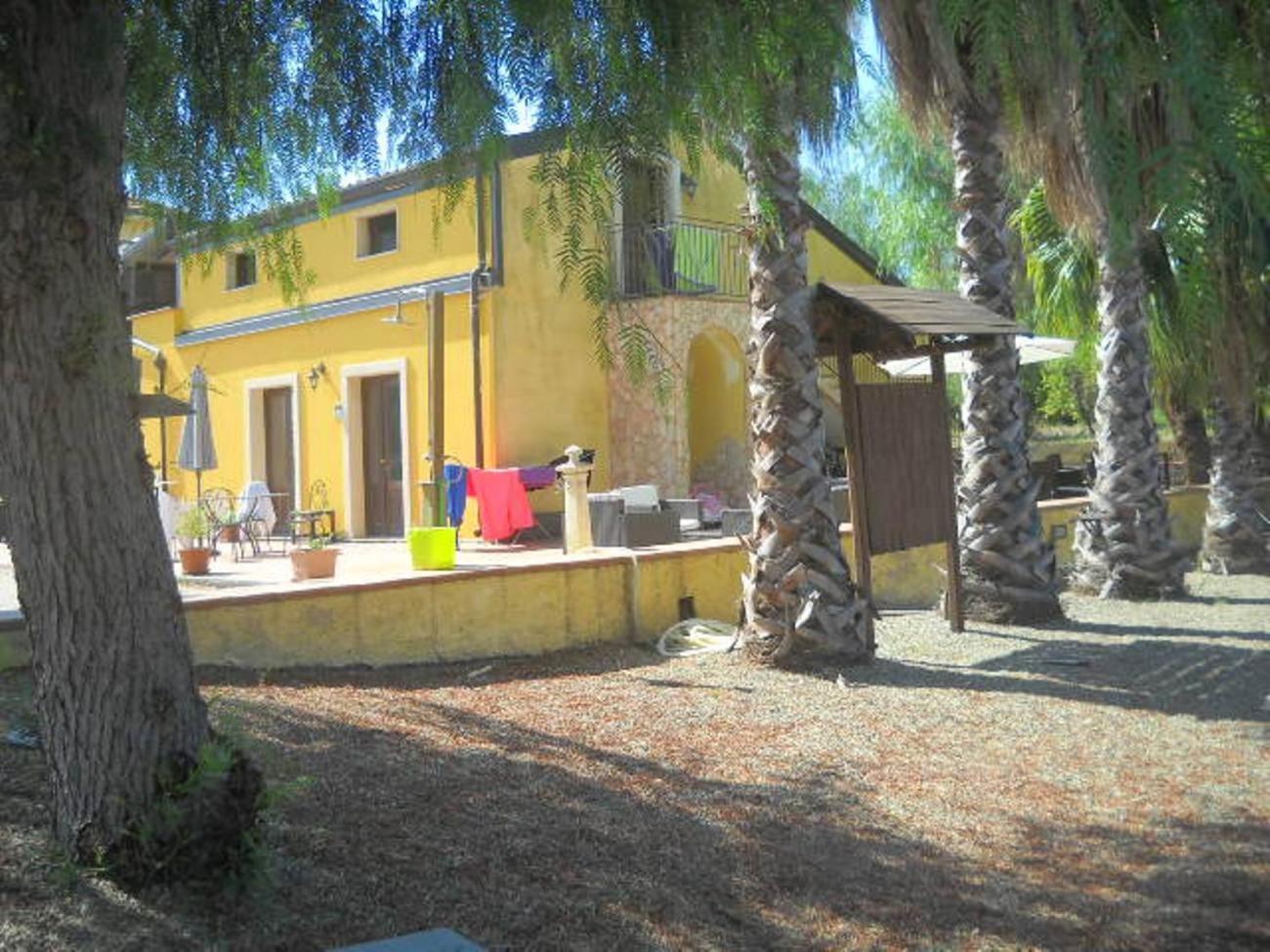 Oasi Del Fiumefreddo Villa ฟิวเมเฟรดโด ดิ ชิซิเลีย ภายนอก รูปภาพ